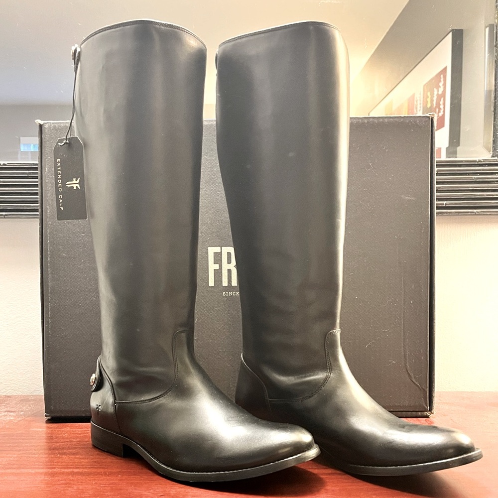 Frye Melissa Button Back Zip boot with extended calf, 8 1/2